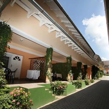 Piknik Wellness Hotel 3*