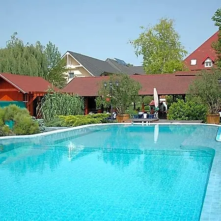 Piknik Wellness 3*