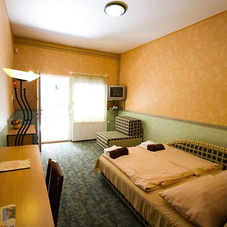 Piknik Wellness Hotel 3*