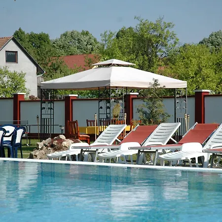 Piknik Wellness Hotel Siófok